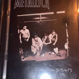 Metallica: Cunning stunts